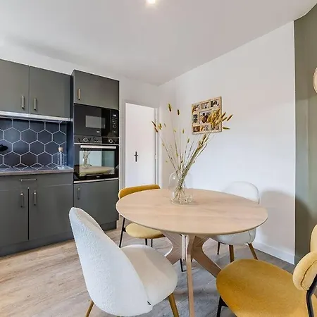 Apartment L'hermes, Raffine Et Elegant